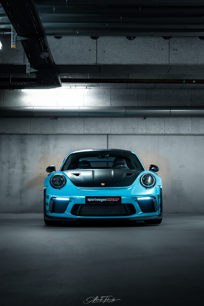 R6AT0560 _Alexander Tschuncky | Entdecken Sie die faszinierende Welt von Alexander Tschuncky Arts: Kreative Fotografie, atemberaubende Automobilkunst und hochwertiger Bilderdruck. Lassen Sie sich inspirieren! - Realisiert mit Pictrs.com