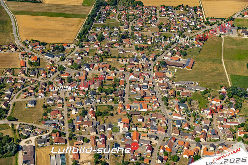 Aktuelles Luftbild von Meckenhausen Hilpoltstein - Die Luftaufnahme wurde 2022 mittels UL-Flugzeug erstellt ( keine Drohne ) - hochauflösende Kamera-Systeme von  Canon -Beste Qualität - Für grossformatige Ausdrucke geeignet. Die Geschenkidee !