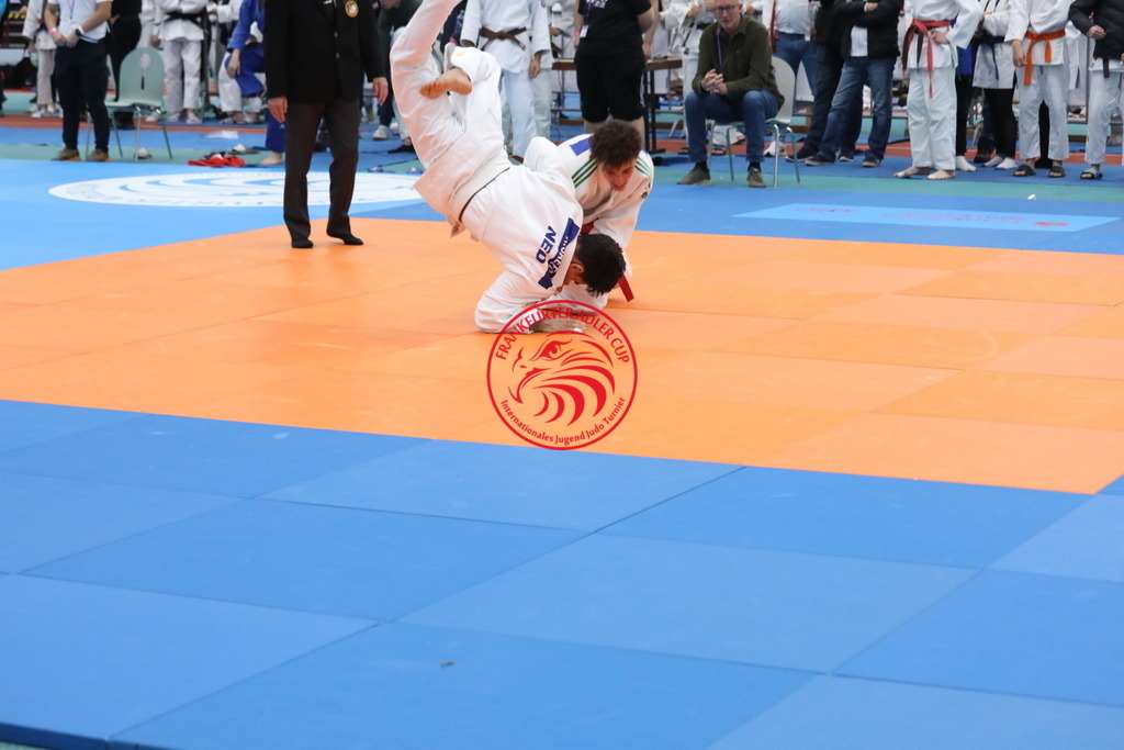 1J7A2854 | Fotos vom Adler Cup - Pictures from Adler Cup

Hier findet Ihr alle Eindrücke und großen Momente der Adler Cup Wochenenden. Here you will find all impressions and great moments of the Adler Cup weekends. - Realisiert mit Pictrs.com