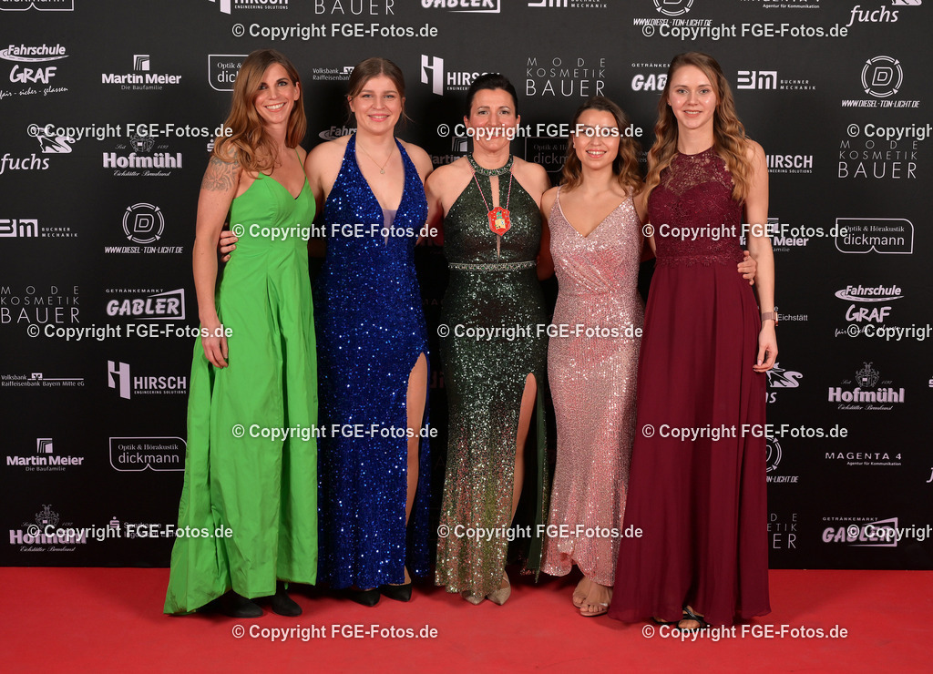 20240127-fge-fotos-0065 | Hofball der FGE am 27.01.2024 im Alten Stadttheater in Eichstätt. - Realisiert mit Pictrs.com