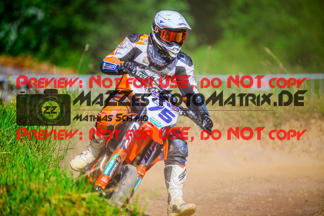 MaZZes_FotoMatrix_240816_6007705_5726 | UE40