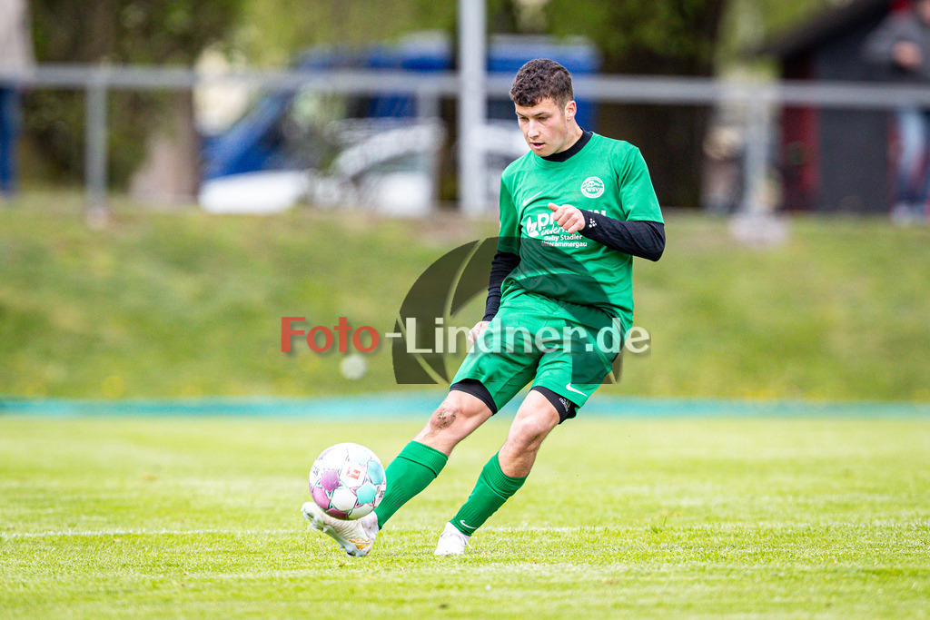 TSV Peißenberg vs WSV Unterammergau | Abstiegs Qualifikationsrunde Kreisliga Gruppe C, TSV Peißenberg vs WSV Unterammergau, 20240420,
Niklas GANSLER (WSVU 4) in Aktion, Freisteller,
2024-04-20 in Peißenberg (Sportplatz Peißenberg)
4 Niklas GANSLER (WSVU 4)
Copyright: WolfgangxLindner www.foto-lindner.de