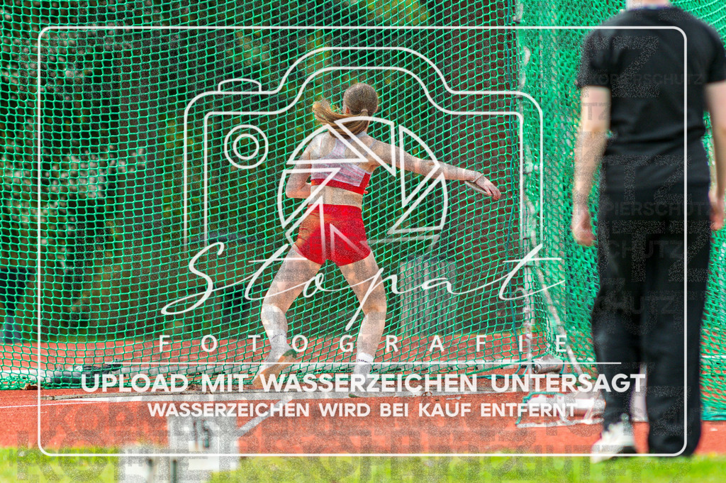 KMHK-1046 | Sarah von Fintel (TV Jahn Schneverdingen (NI)) bei den Kreismeisterschaften Leichtathletik-Wurf Heidekreis 2026 im Boehmewaldstadion, Soltau (Simon Paul Stopat) - Realisiert mit Pictrs.com