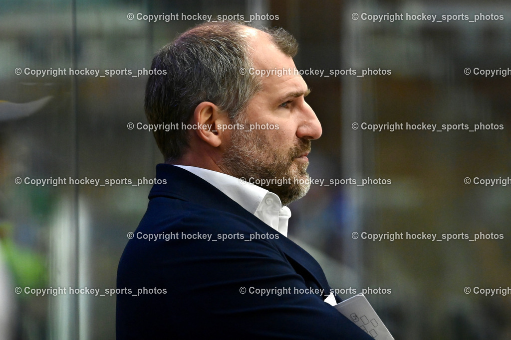 EC IDM Wärmepumpen VSV vs. HC Pustertal | Headcoach HC PUSTERTAL JASPERS JASON, EC IDM Wärmepumpen VSV vs. HC Pustertal, EC IDM Wärmepumpen VSV vs. HC Pustertal am 15.11.2024 in Villach (Stadthalle Villach), Austria, (Photo by Bernd Stefan)