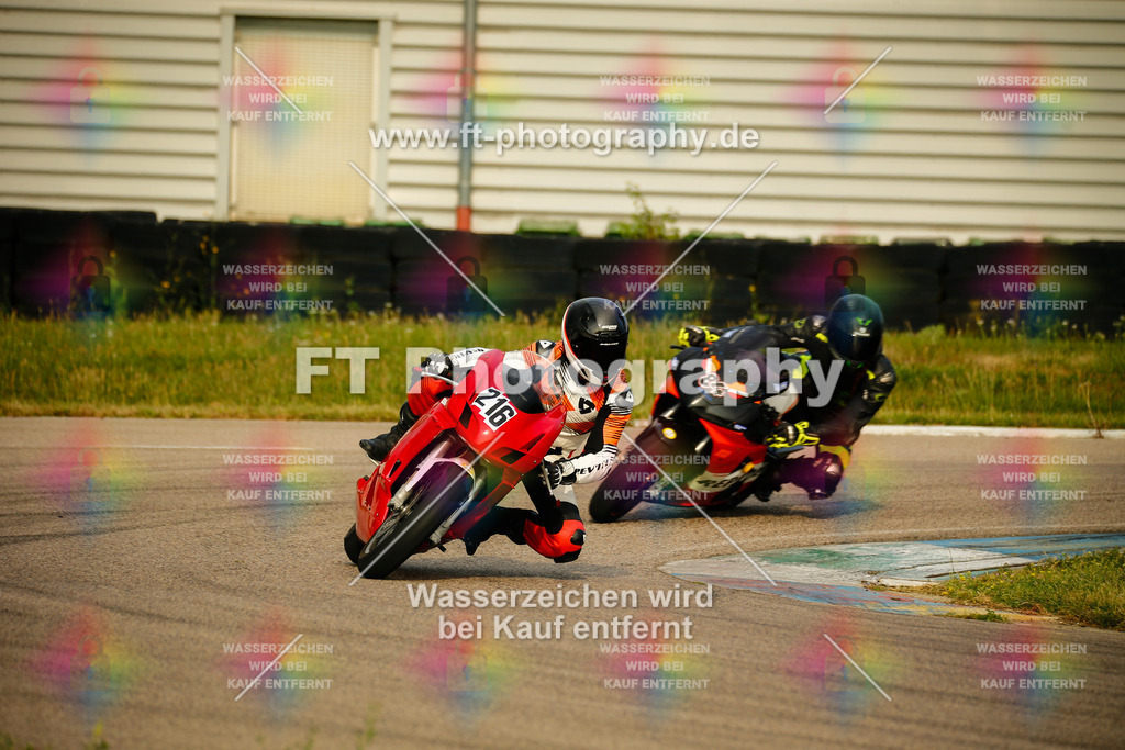 _MOT5100 | Hier findet Ihr Bilder von Touristenfahrten auf der Nürburgring Nordschleife oder von anderen Veranstaltungen die ich besucht habe. Viel Spass beim Durch Schauen 