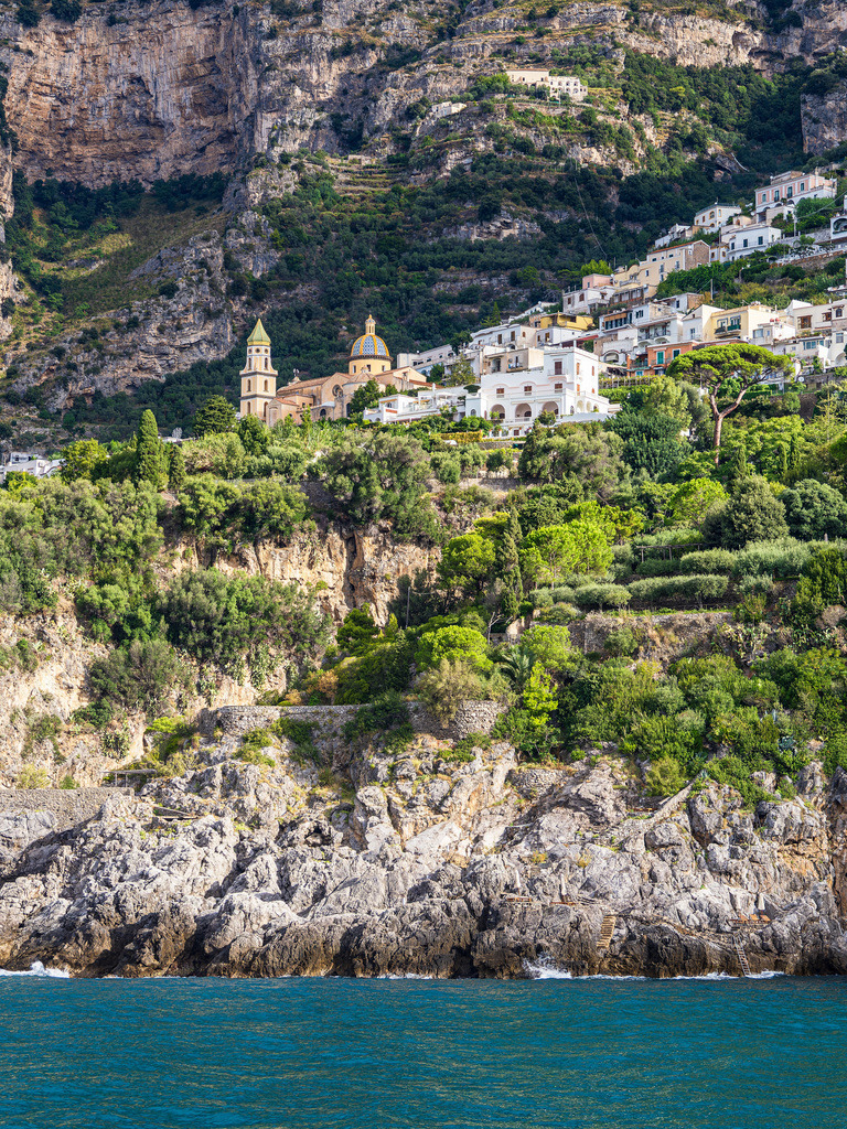 Blick auf Praiano an der Amalfiküste in Italien | Blick auf Praiano an der Amalfiküste in Italien.