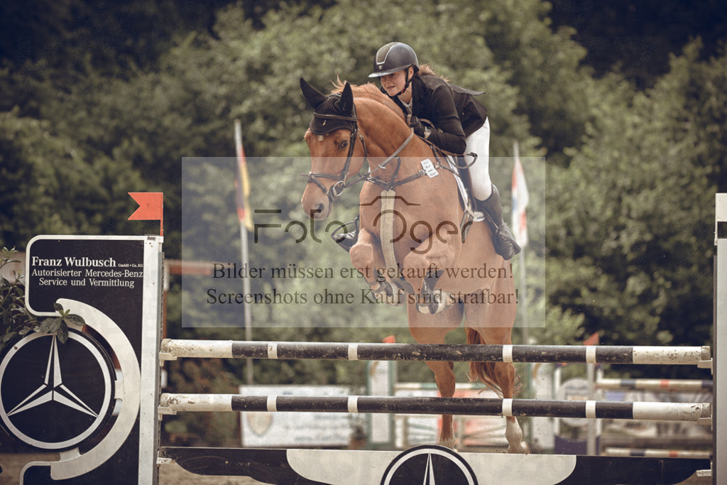 20240531-DOS_6159 | Entdecke hochwertige Reitturnierfotos von Foto Oger. Professionell, emotional und authentisch – jetzt Lieblingsmomente im Shop bestellen.Deutschlandweite Turnierfotografie. - Realisiert mit Pictrs.com