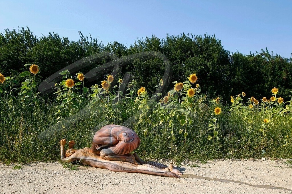 AnimalArt-SCHNECKE_8836 | #003 | Modelle: Julia u. Katta | Foto: Tschiponnique Skupin - Realisiert mit Pictrs.com