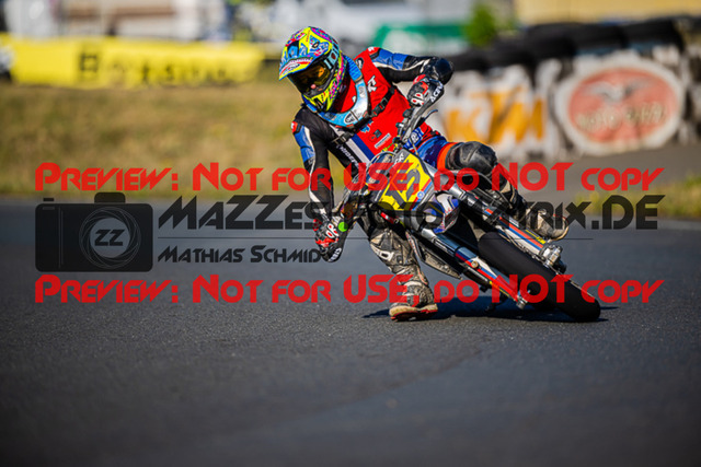 MaZZes_FotoMatrix_220813_1763 | UE40