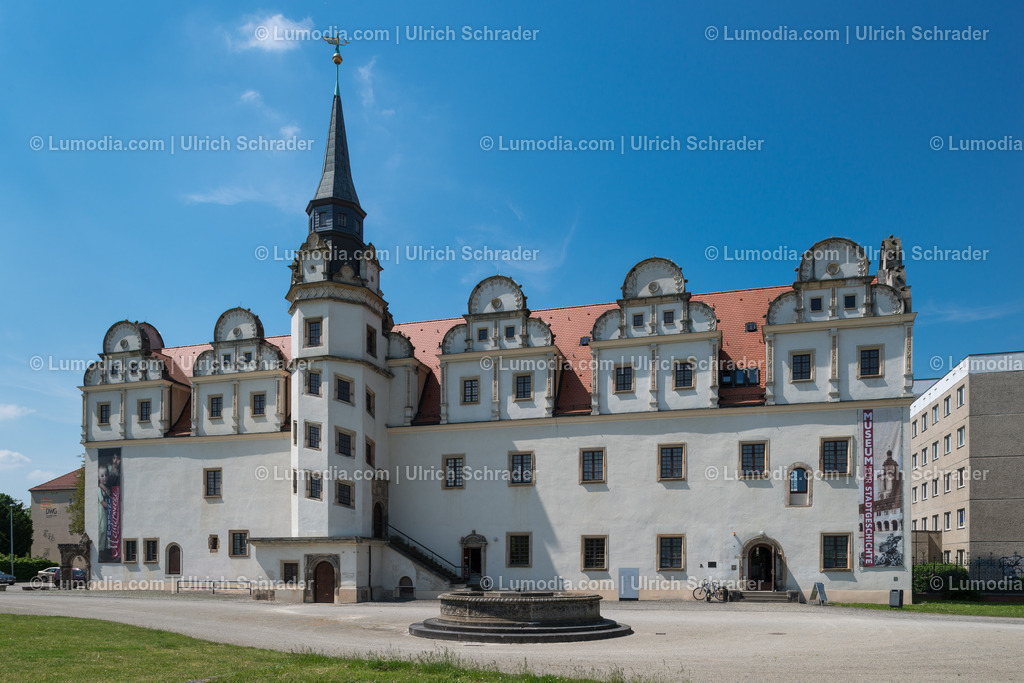 10049-10133 - Stadtschloß Dessau | max. Auflösung 7360 x 4912 - Realisiert mit Pictrs.com