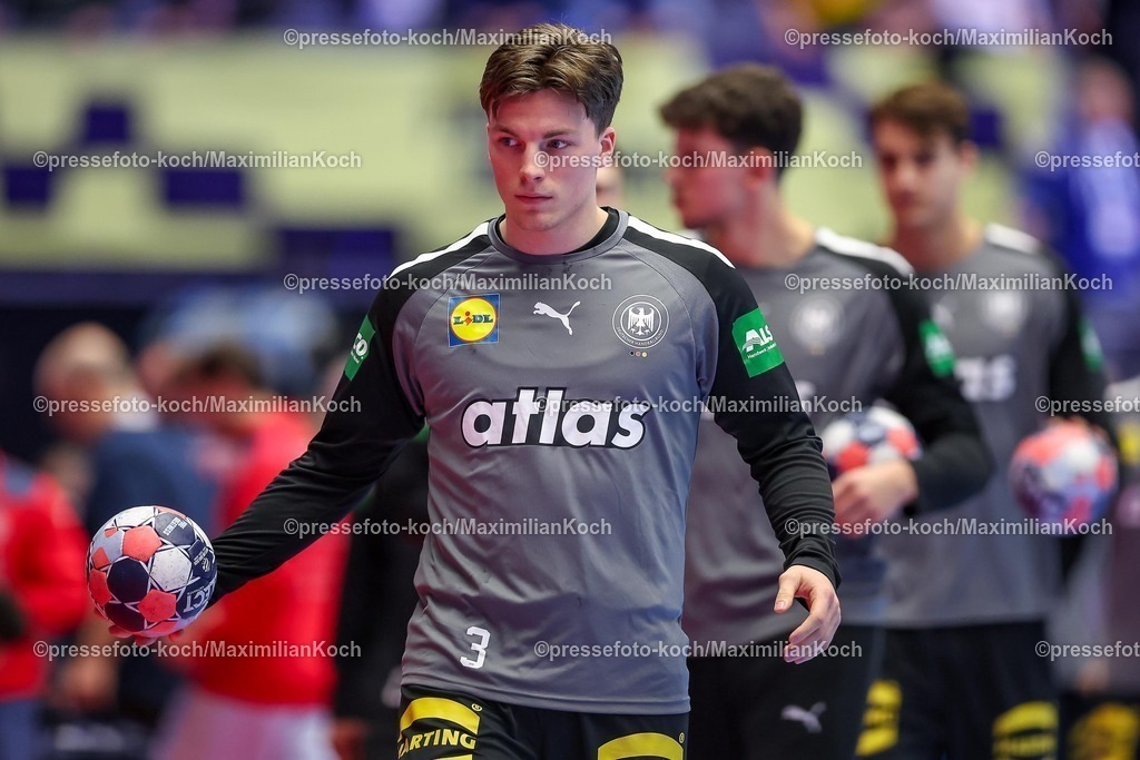 EHF19012602118 | 19.01.2026, Handball, Men's EHF EURO 2026, Deutschland - Spanien, Jyske Bank Boxen in Herning, Dänemark, Preliminary Round:   Nils Lichtlein (Germany #03)