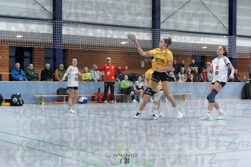 Frauen Oberliga Mitte (HHV); HSG Eibelshausen/Ewersbach - HSG Wettenberg II | Frauen Oberliga Mitte (HHV); HSG Eibelshausen/Ewersbach - HSG Wettenberg II am 13.12.2025 in Steinbrücken (Sporthalle am Hammerweiher)Photo © 2025 - Jörg Heinrich - Realisiert mit Pictrs.com