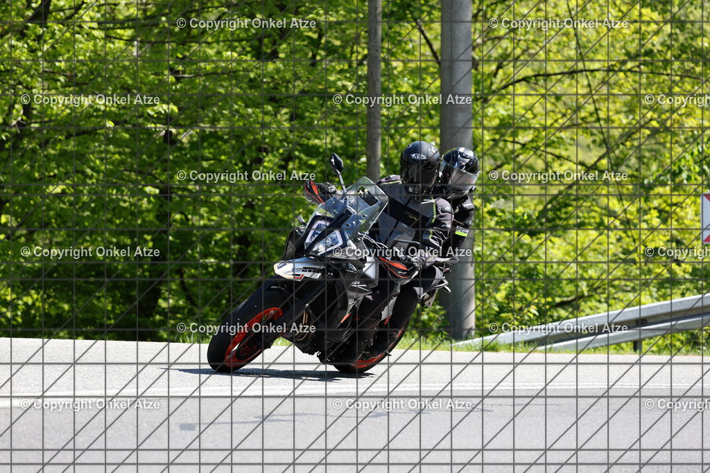 IMG_9360 | Fotograf am Kyffhäuser. Onkel Atze. Kyffhäuser Rennstrecke. Café36. Motorsportfotografie. - Realisiert mit Pictrs.com