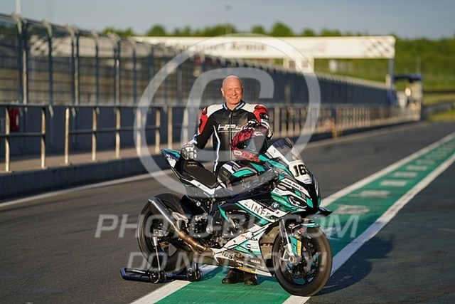 2025_05_12_PBK_11076 | Sportfotografie; SlowMotion; Video; Rennstrecke; Hafeneger; Speer; Racing; RSE; BMW; CBO; Trackday; Motorsportarena; Hockenheimring; Brno; Most; Barcelona; Valencia