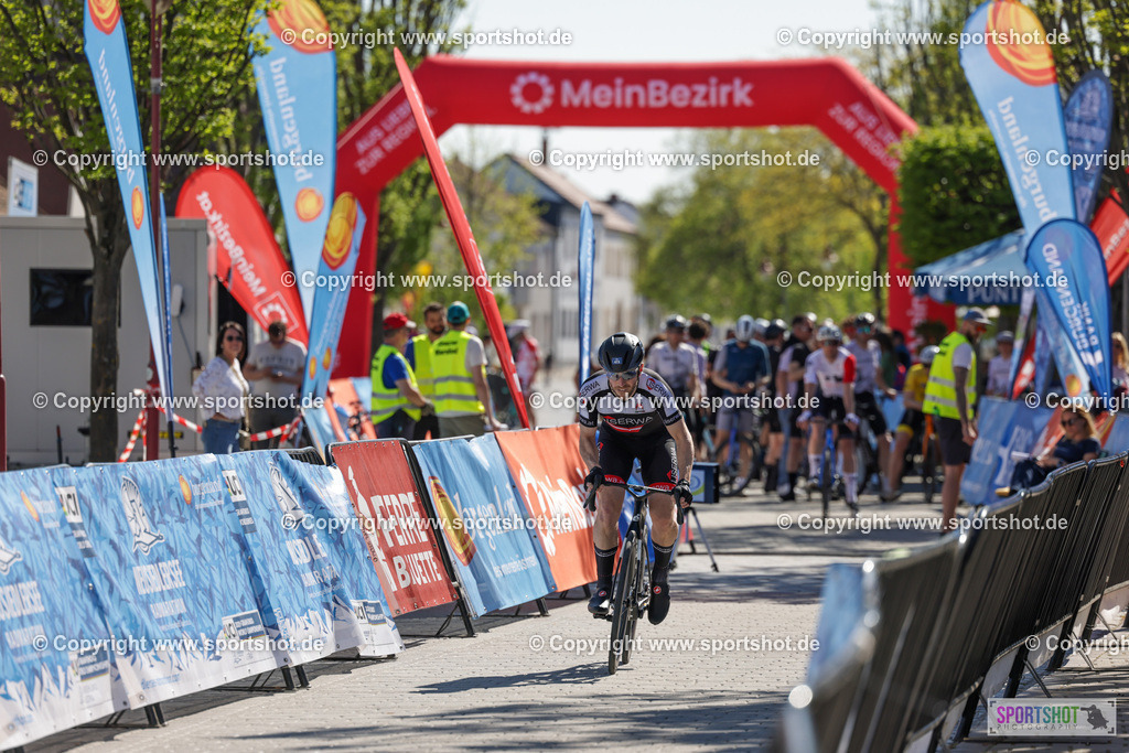 VJ__5399 | Neusiedlersee Radmarathon 2026@sportshot_your_pictrs #yourpictures#roadtowm2029 #nrm #neusiedlerseeradmarathon #neusiedlersee #neusiedlerseetourismus #burgenland #mörbisch #nrm26 #burgenlandtourismus #voglundco #poweredbyburgenlandtourismus #radsport #rad #marathon #ucigranfondo #visitburgenland #ucigranfondoworldseries