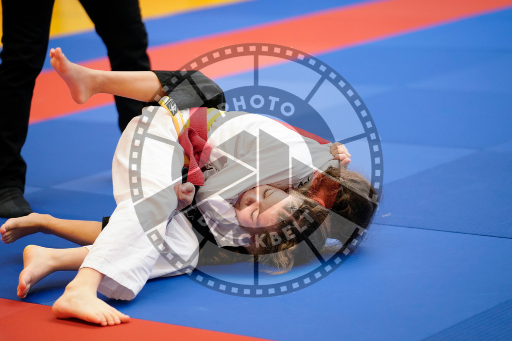 20240203PBB05070 | Fighters compete during the Brazilian Jiu-Jitsu Championship of the AJP Tour in Maintal by Frankfurt am Main, Germany, on February 2, 2024.