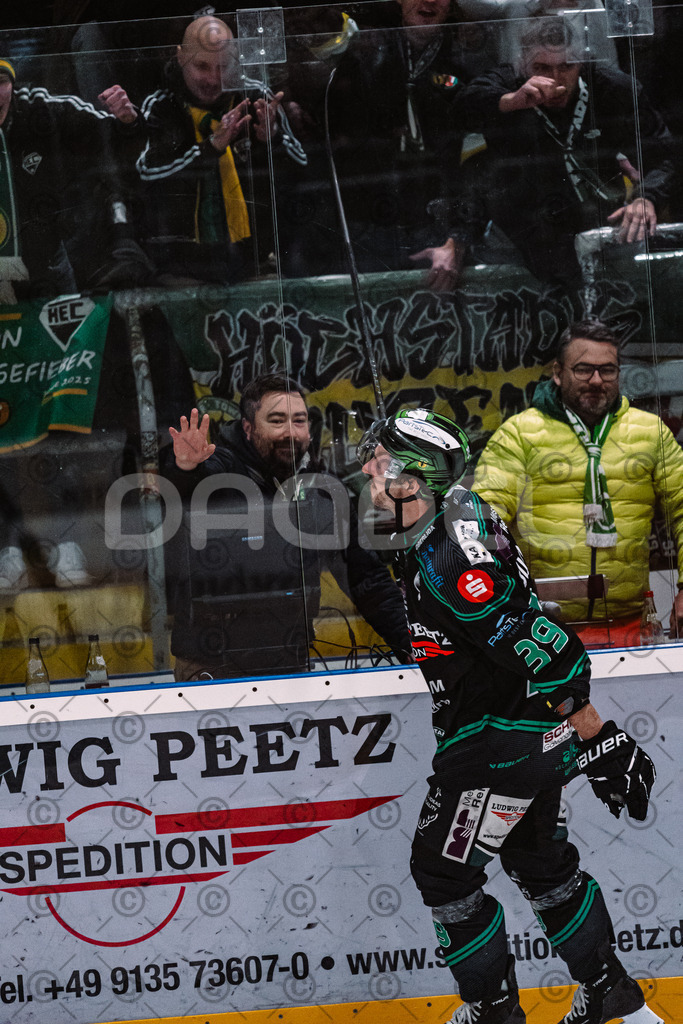 Alligators_vs_Toelz_15_02_2026-48 | Höchstadt Alligators Fotogalerie: Eishockey-Action aus Franken. Professionelle Spielfotos, Portraits & Stadionbilder zum Download. Jetzt entdecken! - Realisiert mit Pictrs.com