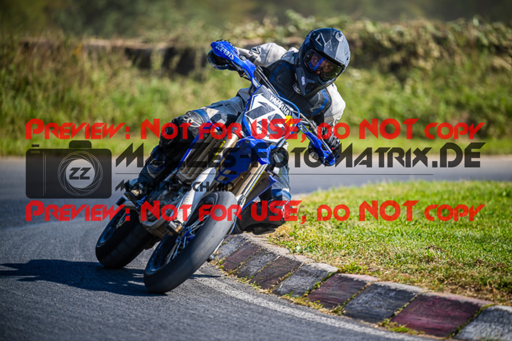 MaZZes_FotoMatrix_230916_6158 | S4