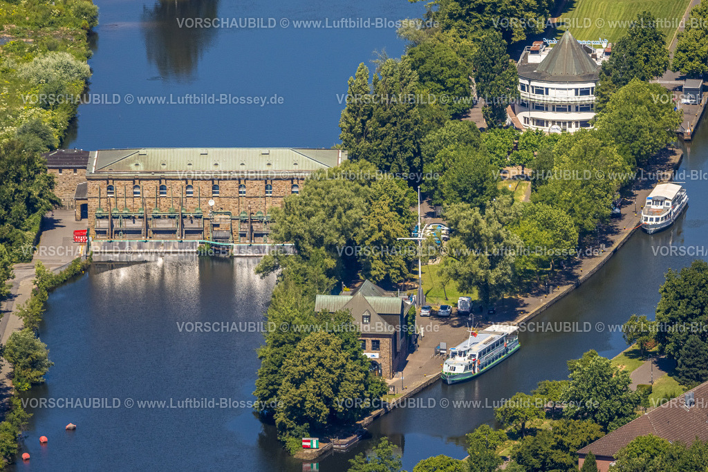 Muelheim230704603 | Luftbild, Schleuseninsel, Wasserkraftwerk Kahlenberg, Ruhrschleuse, rundes Gebäude Restaurant Wasserbahnhof mit Anlegestelle Weisse Flotte, Altstadt I - Südwest, Mülheim an der Ruhr, Ruhrgebiet, Nordrhein-Westfalen, Deutschland