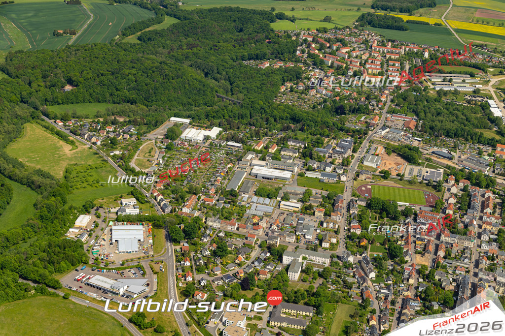 Das Luftbild der Stadt Frankenberg/Sa. wurde 2022 vom Flugzeug heraus erstellt (keine Drohnen-Aufnahmen) Aufnahmehöhe ca.450 Meter- hohe Bildauflösung und Druck-Qualität. Garantiert!