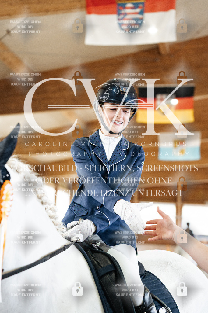 CK703393 | Turnierfotografie Pferdefotografie Trier Rheinland-Pfalz Pferdesport Reitsport Tierfotografie Sportfotografie Pferdevideo Pferdevideografie Equestrianvideography equestrianphotography  - Realisiert mit Pictrs.com