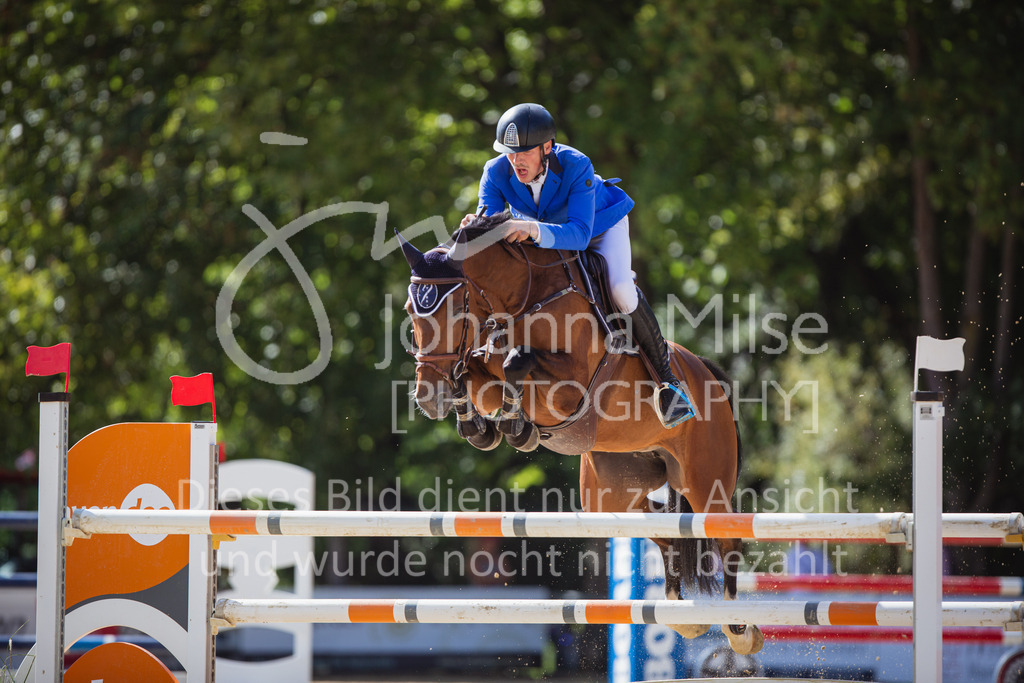 220828_Delbrueck_GrosserPreis-648 | Deine schönsten Turniermomente als professionelle Fotos! Entdecke hochwertige Pferdesport-Fotografie im Online-Shop. Jetzt Fotos finden & bestellen!