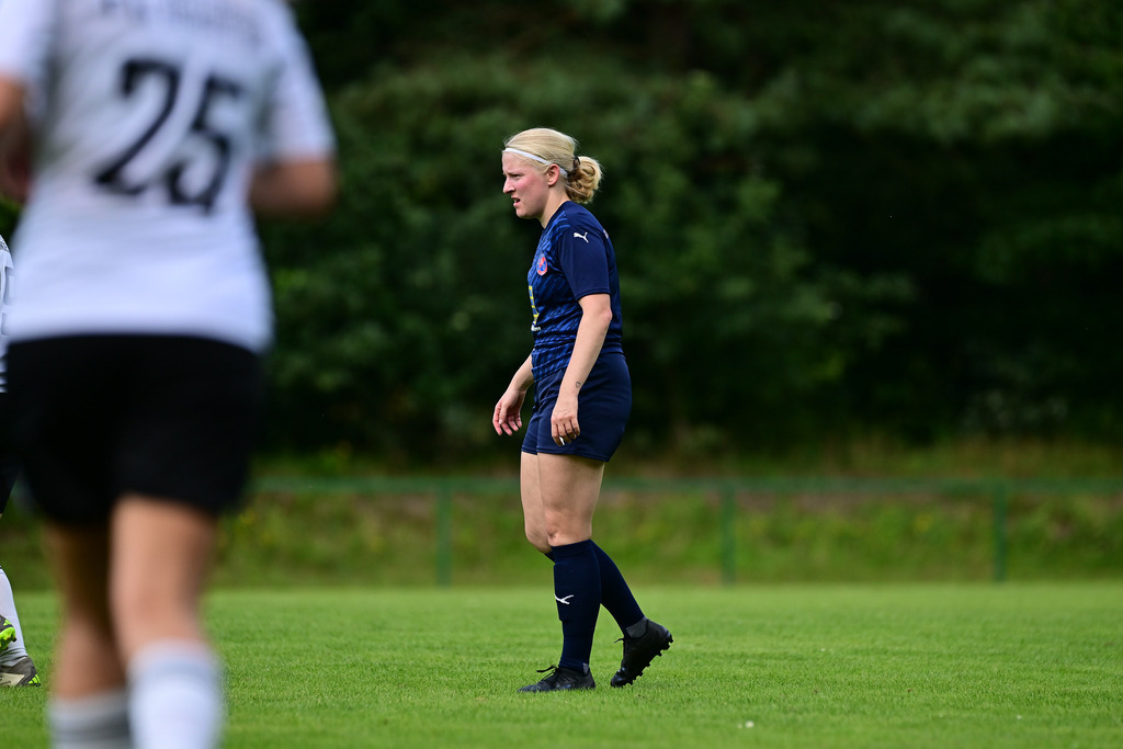 Fußball I Frauen I Saison 2025-2026 I Oberliga I 1. Spieltag I FC Jesteburg-Bendestorf - SV Ahlerstedt-Ottendorf | Der Sportfotograf. - Realisiert mit Pictrs.com
