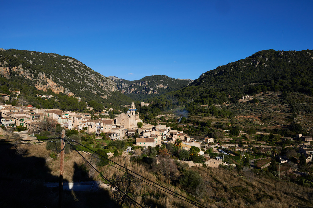 Blick auf Perełka Majorki | Valldemossa, Spanien - January 01, 2014: Blick auf Perełka Majorki. - Realisiert mit Pictrs.com