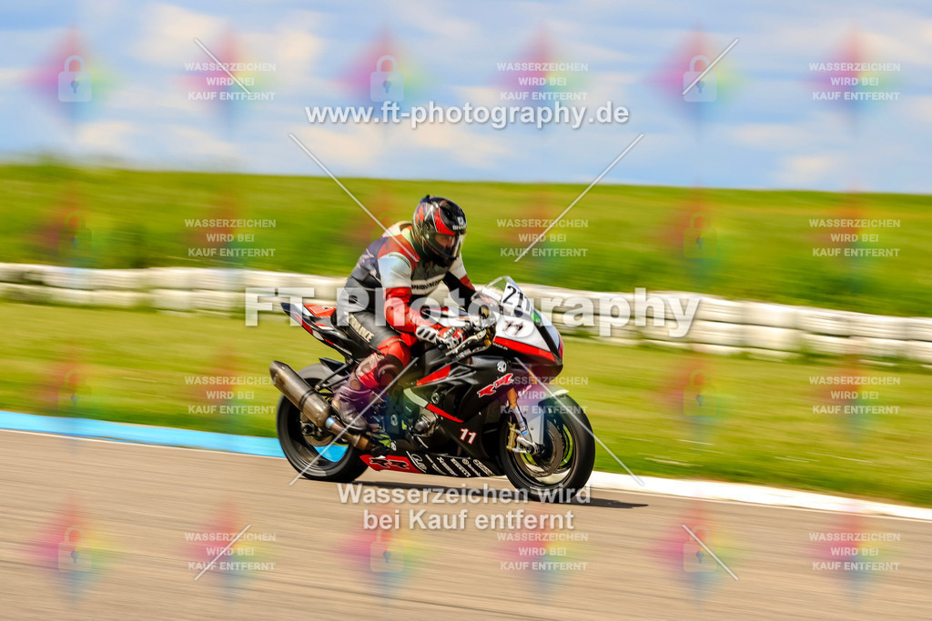 MotoTeam-0569 | Hier findet Ihr Bilder von Touristenfahrten auf der Nürburgring Nordschleife oder von anderen Veranstaltungen die ich besucht habe. Viel Spass beim Durch Schauen 