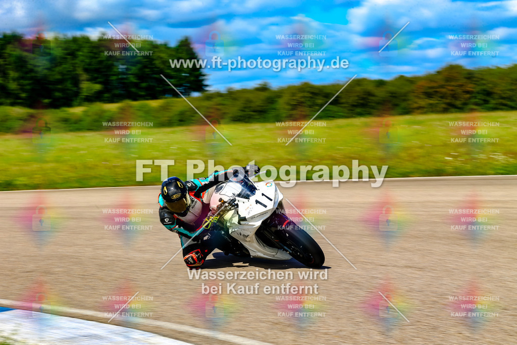 011-6350 | Hier findet Ihr Bilder von Touristenfahrten auf der Nürburgring Nordschleife oder von anderen Veranstaltungen die ich besucht habe. Viel Spass beim Durch Schauen 