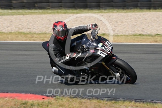 2024_05_16_PBK_13984 | Sportfotografie; SlowMotion; Video; Rennstrecke; Hafeneger; Speer; Racing; RSE; BMW; CBO; Trackday; Motorsportarena; Hockenheimring; Brno; Most; Barcelona; Valencia