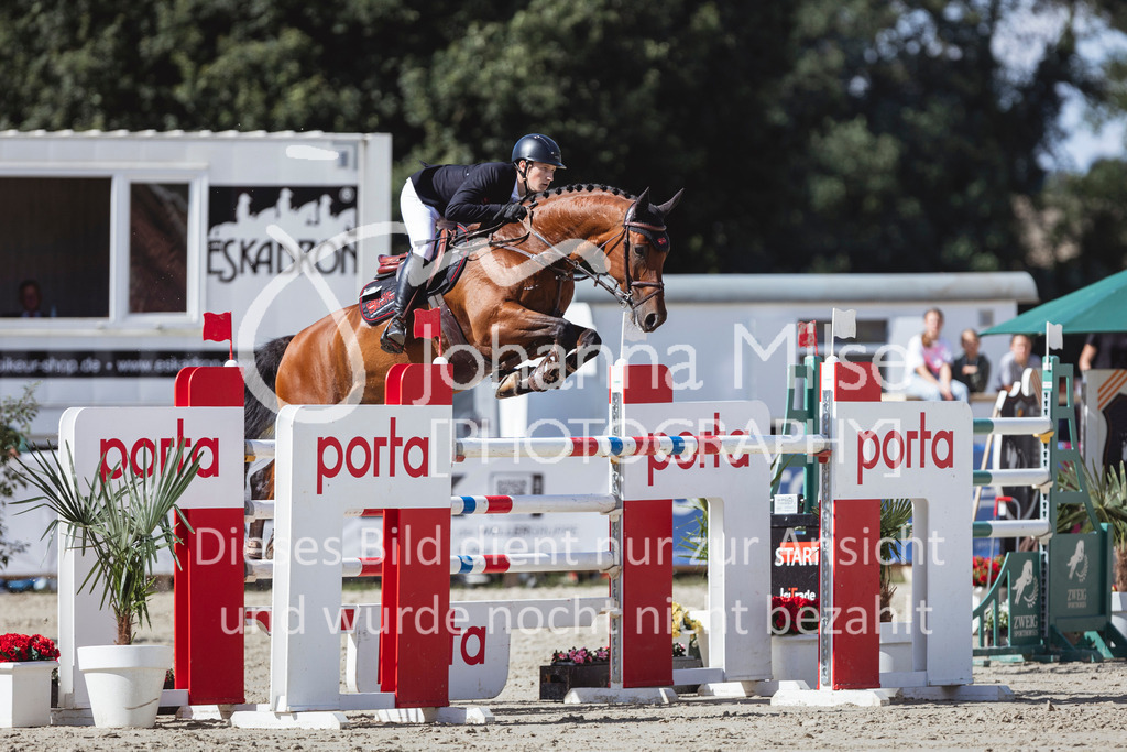 240714_BHO_GroßerPreis-680 | Deine schönsten Turniermomente als professionelle Fotos! Entdecke hochwertige Pferdesport-Fotografie im Online-Shop. Jetzt Fotos finden & bestellen!