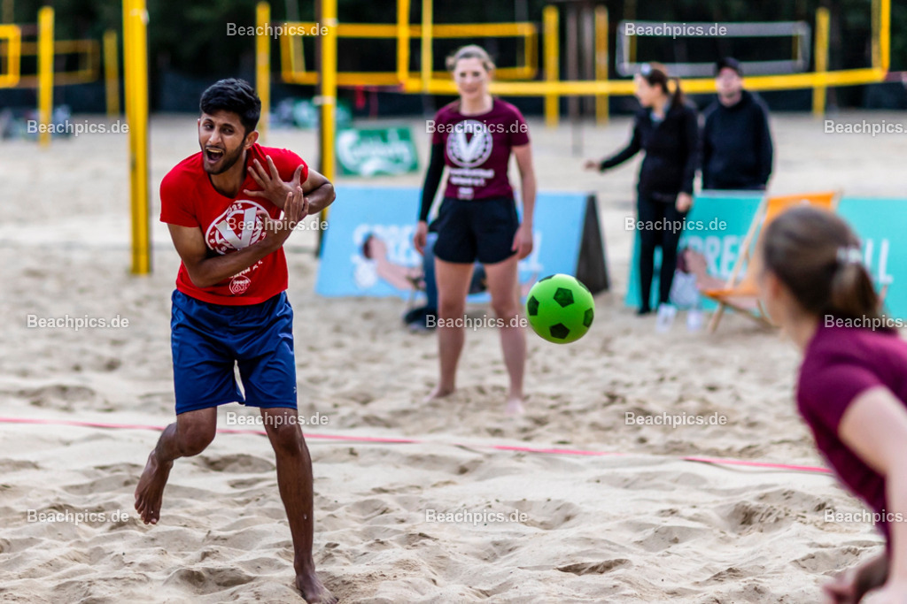 2025-200086295-Strandvölkerball-WM |  24.08.2025; Berlin Foto: Gerold Rebsch - www.beachpics.de