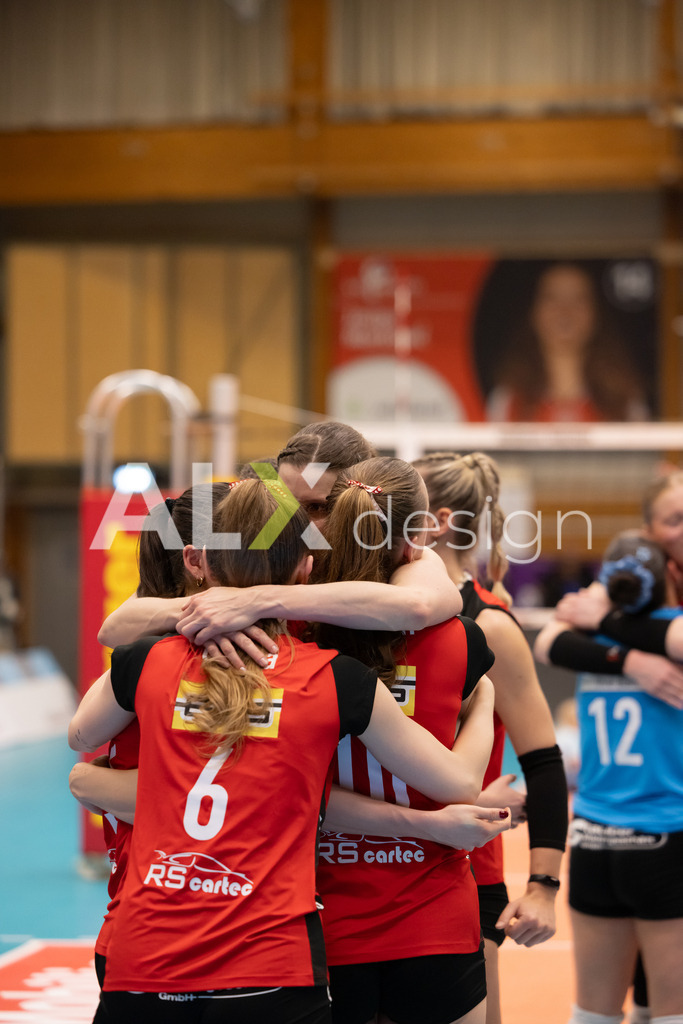 Volleyball I Frauen I Saison 2025-2026 I Volleyball NLA | Women I  Playoffs Finals 2/5 I  VC Kanti Schaffhausen - viteos NUC I  10.04.2026 | Hochwertige Sportfotos kaufen & lizenzieren für Medien, Vereine, Agenturen & Sportler:innen. Entdecke professionelle Sportfotografie im Bildshop von Alexander Franzen. - Realisiert mit Pictrs.com