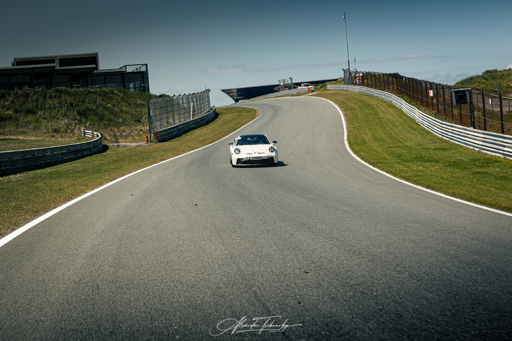 _6PZ6443 _ | Entdecken Sie die faszinierende Welt von Alexander Tschuncky Arts: Kreative Fotografie, atemberaubende Automobilkunst und hochwertiger Bilderdruck. Lassen Sie sich inspirieren! - Realisiert mit Pictrs.com