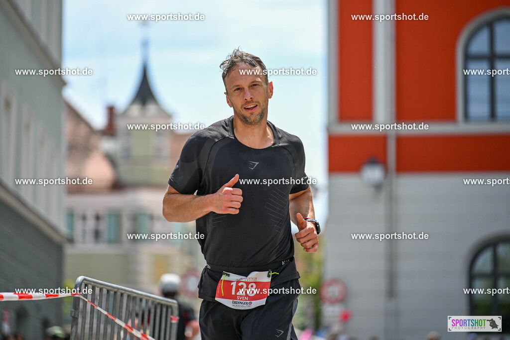 SZI_7247 | Stadttriathlon Erding 2025. #yourpictrs #sportshot_your_pictrs @Sportshotphotography #stadttriathlonerding Copyright: www.sportshot.de