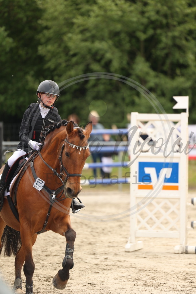 994A8903 | sabrinanicolaifotografie - Realisiert mit Pictrs.com