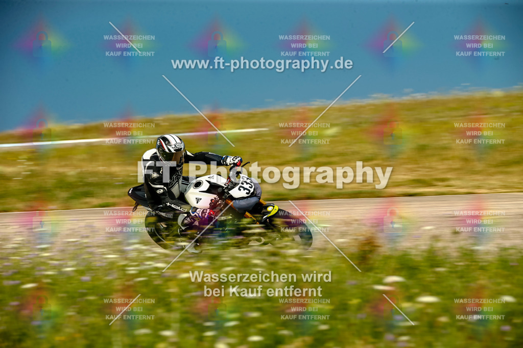 Chambley Juli-0665 | Hier findet Ihr Bilder von Touristenfahrten auf der Nürburgring Nordschleife oder von anderen Veranstaltungen die ich besucht habe. Viel Spass beim Durch Schauen 