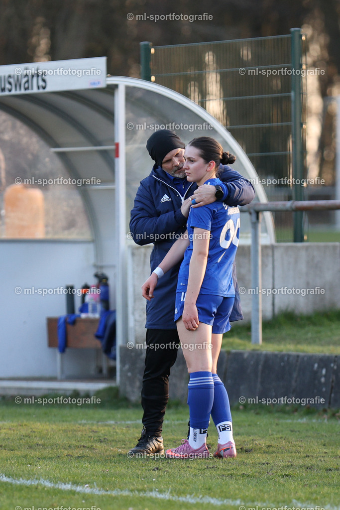 Fußball I Frauen I Saison 2025/2026 I Oberliga Schleswig-Holstein I 14. Spieltag I Merkur Hademarschen - SSC Hagen Ahrensburg | ml-sportfotografie - Realisiert mit Pictrs.com