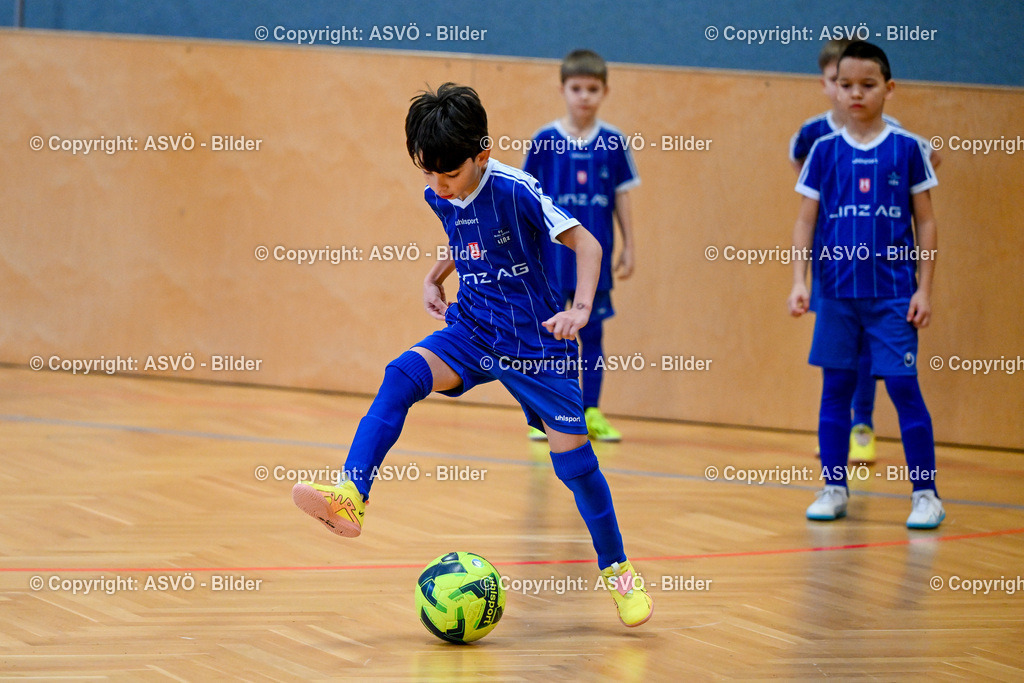 ASVÖ_ Fussballturnier SV Gallneukirchen_ 09.02.2025-6 | 09.02.2025, Gallneukirchen, AUT, ASVÖ, Fussball Nachwuchs Hallenturnier 2025, SV Gallneukirchen im Bild Teilnehmer U 9©Harald Dostal / fodo.media - Realisiert mit Pictrs.com
