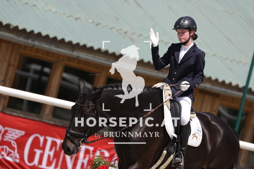 0P6A5981 | Willkommen bei Brunnmayr - Design & Fotografie – Ihrem Spezialisten für Reitturniere und Pferdeveranstaltungen in Oberösterreich, Salzburg und Bayern! Seit über 17 Jahren sind wir leidenschaftlich dabei.