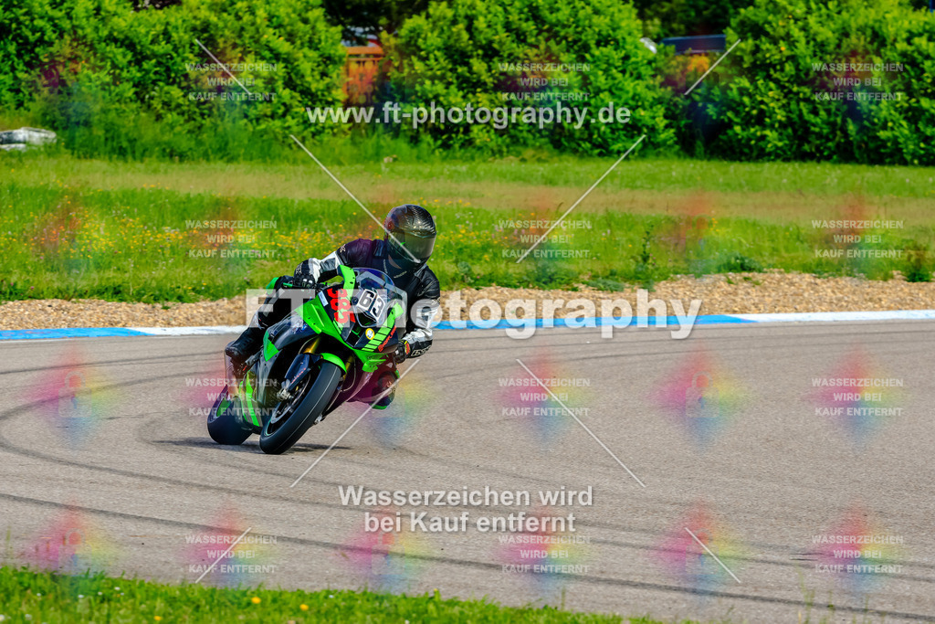 MotoTeam-8601 | Hier findet Ihr Bilder von Touristenfahrten auf der Nürburgring Nordschleife oder von anderen Veranstaltungen die ich besucht habe. Viel Spass beim Durch Schauen 