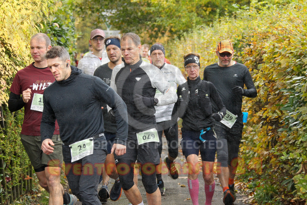 251026_1005_EV4_4122 | Sportfotografie im Rhein-Sieg Kreis, Köln, Bonn, NRW, Rheinland Pfalz, Hessen, etc. Unser Tätigkeitsfeld umfasst den Laufsport vom Volkslauf über den Marathon, Duathlon, Triathon bis zum Ultralauf wie Kölnpfad Ultra oder Schindertrail.