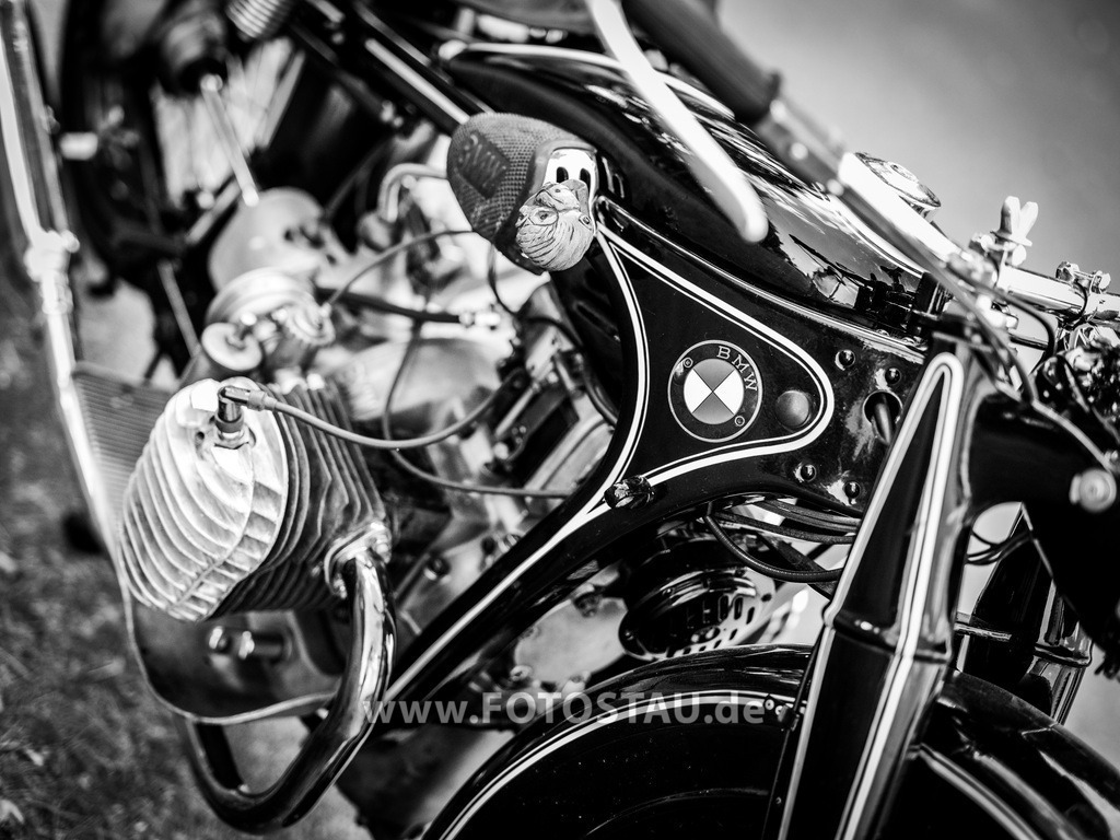 20250809-00133 | Erleben Sie hier die Faszination der klassischen Fahrzeuge in Bildern und lassen sich begeistern! - Realisiert mit Pictrs.com