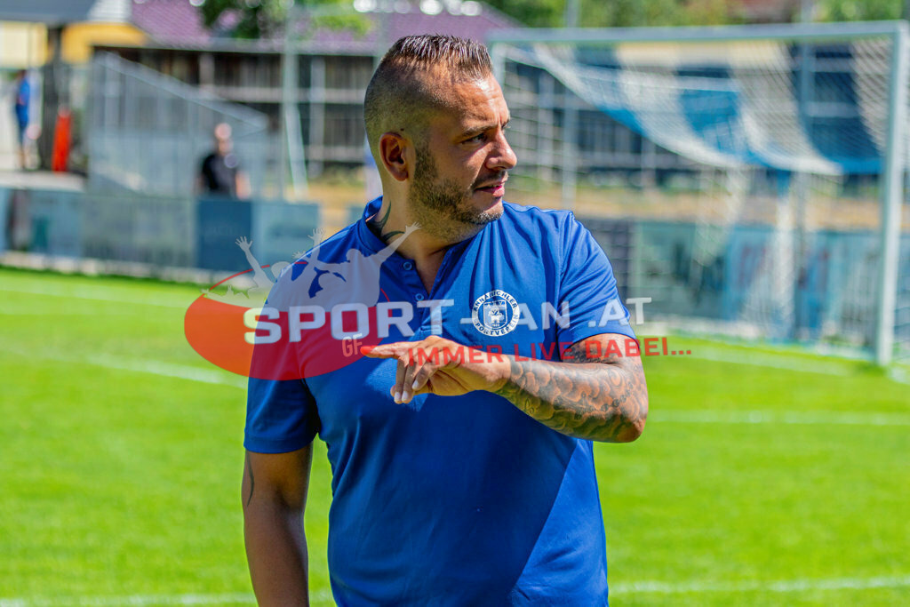 ASV Klagenfurt - Donau Klagenfurt | Florian Görgei  (Co-Trainer ASV Klagenfurt) ; ASV Klagenfurt - Donau Klagenfurt am 31.07.2022 in Klagenfurt
(ASV Platz Annabichl), AUSTRIA, (Photo by Ernst Krawagner sport-fan.at) - Realisiert mit Pictrs.com
