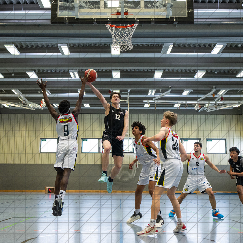 NBV Verbandsmeisterschaft U18m | Halbfinale 1 | BTS Neustadt Bremen vs. TKH Hannover | 15.03.26: NBV Verbandsmeisterschaft U18m | Halbfinale 1 | BTS Neustadt Bremen vs. TKH Hannover / Osnabrück / Deutschland  //   CREDIT:www.bullenfotos.de, Martin König, Hörner Weg 40, D-49078 Osnabrück, +4917663732967 // Nutzung und Weitergabe nur zu den vereinbarten Zwecken. Presseanfragen an Ersteller. Alle Rechte beim Ersteller. Honorierung nach MFM. - Realisiert mit Pictrs.com