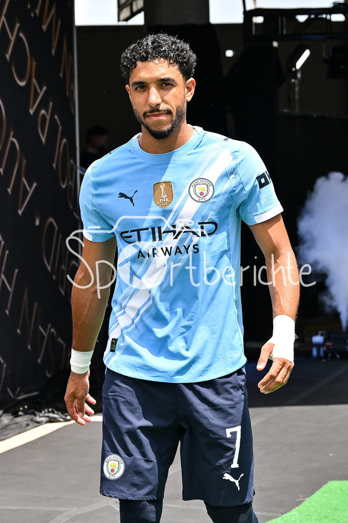 Juventus Turin - Manchester City | im Bild Omar MARMOUSH (Machester City 7) auf dem Weg zum Spielfeld / Einzelfoto / Freisteller / FIFA Club World Cup: Juventus Turin - Manchester City, Camping World Stadium am 26.06.2025 / NOT FOR SALE IN USA