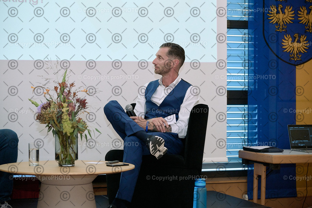 343_202509_EmployerBranding_NZ9_1912 | proPHOTO - Realisiert mit Pictrs.com