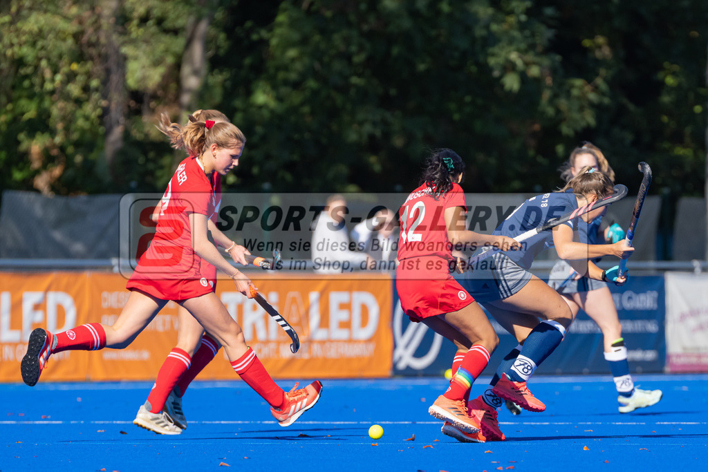 HK_20221009_100679 | 2. Bundesliga Damen Crefelder HTC - Hannover 78 am 9.10.2022 Crefelder HTC, Krefeld , Stephanie Panuschka ( Crefelder HTC #12 )