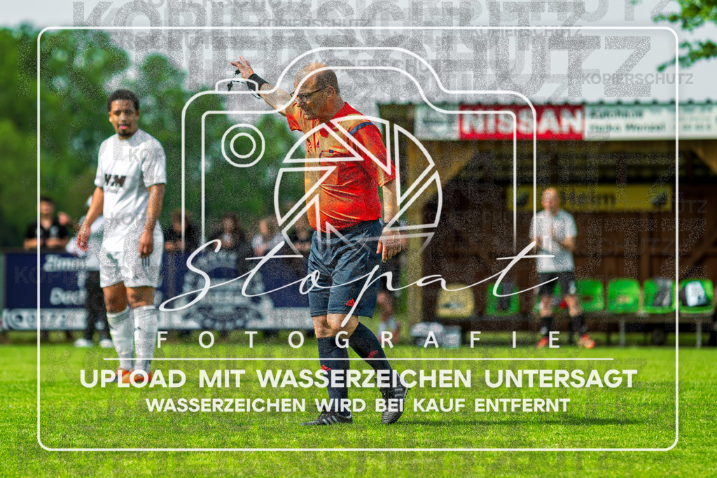 Kreisliga Herren HK - FG Fulde-Stellichte vs. Germania Walsrode | Gerrit Ludwig (Schiedsrichter); Kreisliga Herren HK - FG Fulde-Stellichte vs. Germania Walsrode am 10.05.26 in Fulder Zentralstadion, Fulde - Realisiert mit Pictrs.com